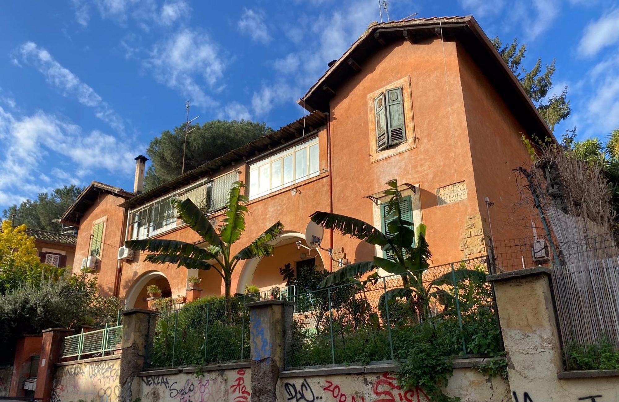Apartment La Casa Del Giglio Rome